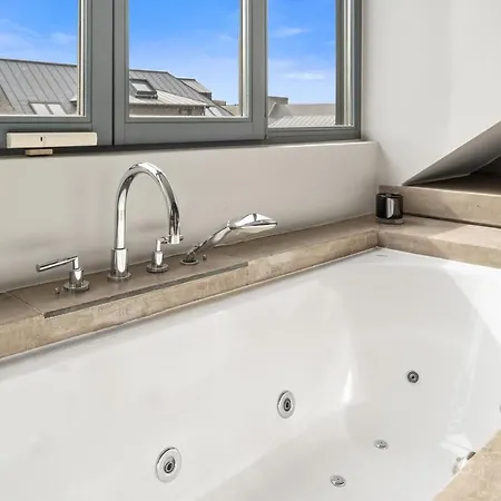 Luxury Escape With Jacuzzi Bathtub In Hollerich Id11 Luxembourg