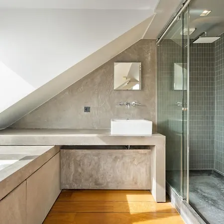 Luxury Escape With Jacuzzi Bathtub In Hollerich Id11 Apartment *