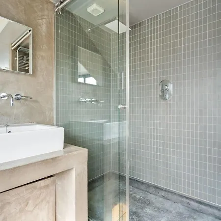 Apartment Luxury Escape With Jacuzzi Bathtub In Hollerich Id11 Luxembourg